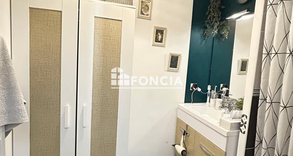 À vendre Appartement 2 pièces 45 m² - Marseille 13005