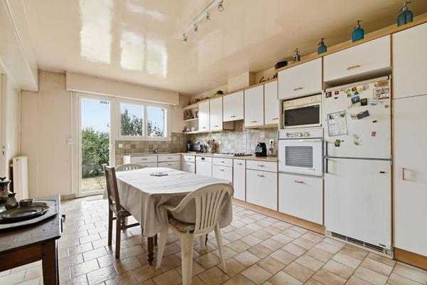 Maison Saint Germain En Laye 8 pièces 170 m2 785 000 € **  - Référence  18440