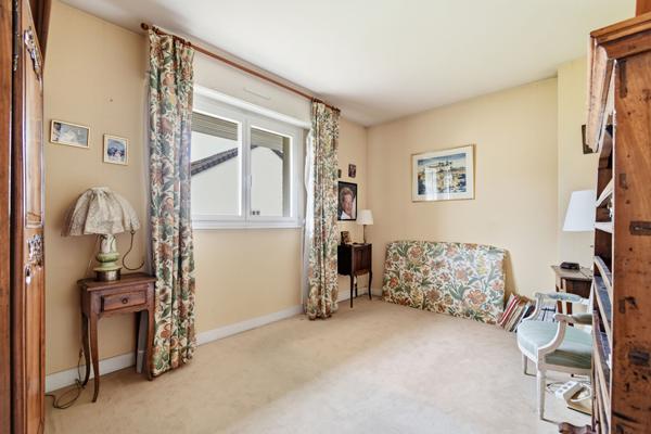Maison Saint Germain En Laye 8 pièces 170 m2 785 000 € **  - Référence  18440