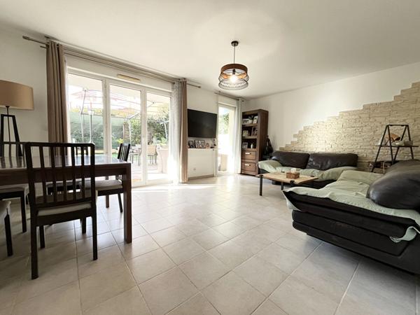 Antibes 5 Pieces 92m2 + JARDIN 80m2 + Box fermé + Place de parking