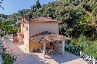 Maison à vendre 5 pièces 164 m² Menton