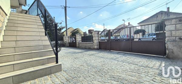 Maison à vendre 6 pièces 166 m² Roissy-en-Brie