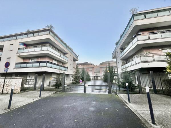 Achat parking / box Mennecy - 10 m² - 8 500 €