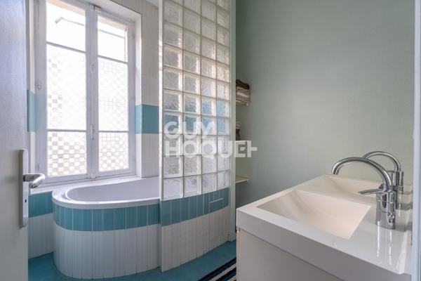 Appartement Clermont Ferrand T4 116 m2 Secteur : Centre ville Clermont-Ferrand