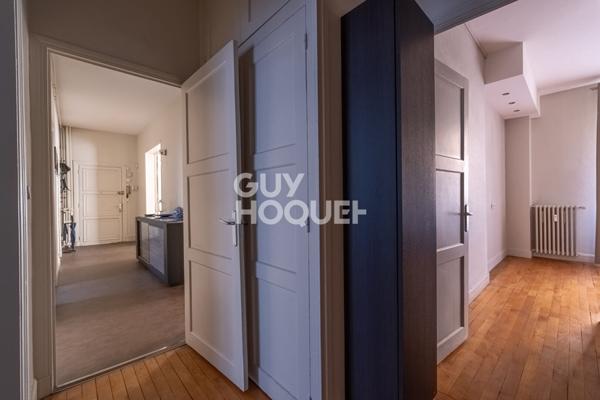 Appartement Clermont Ferrand T4 116 m2 Secteur : Centre ville Clermont-Ferrand