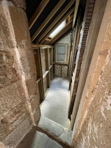 Immeuble à vendre à Dinan dans les Côtes-d'Armor (22100), ref : 35085-830