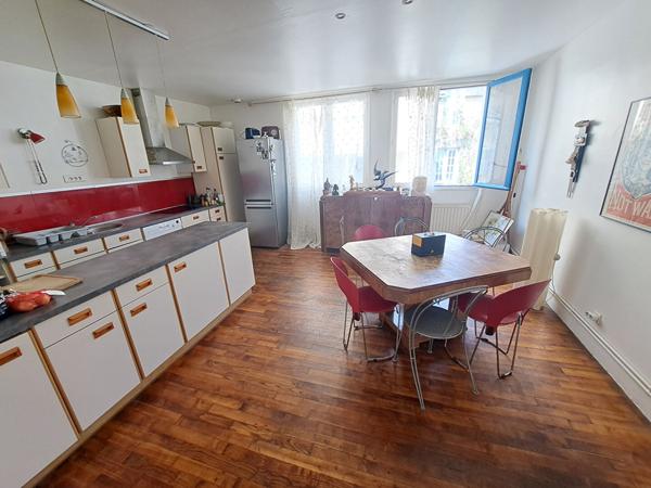 CONCARNEAU - LE CHARME D'UNE BELLE MAISON DE VILLE