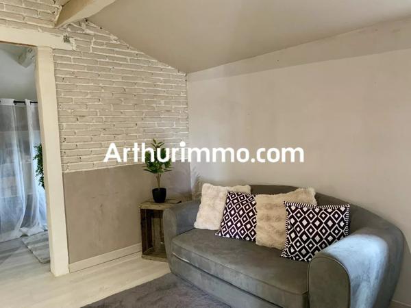 Vente                                                      Maison
                        
                                         167 m2                     à Saint-Pierre-des-Échaubrognes