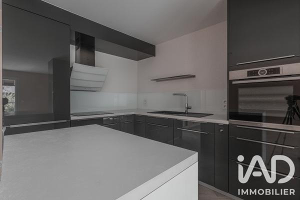 Location appartement 3 pièces 101 m² Veigy-Foncenex