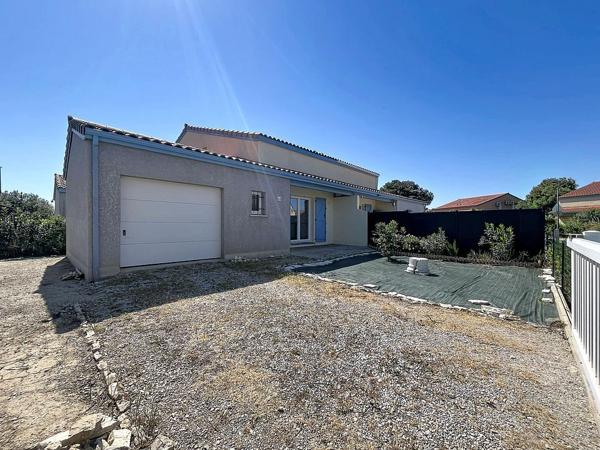 TORREILLES - A VENDRE Villa 3 pièces en 3 faces avec Jardin piscine et garage à 5 min de la plage