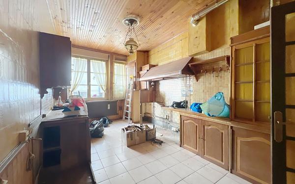 Appartement à vendre    3 pièces • 72,68 m2 Lyon 1