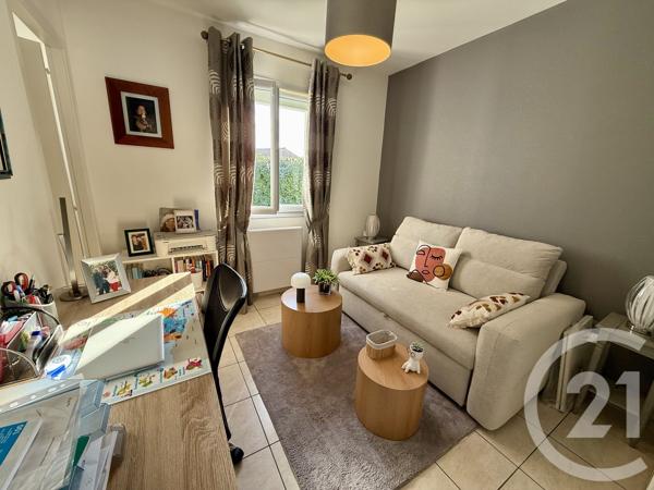 Maison à vendre  4 pièces - 82,92 m 2   SAUJON  - 17