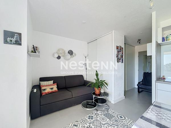 Port Camargue Appartement de type 2 en très bon état avec très belle vue dégagée
