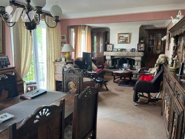 Maison spacieuse sur sous sol 