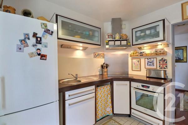 Appartement T3 à vendre  3 pièces - 68,50 m 2   BORDEAUX  - 33