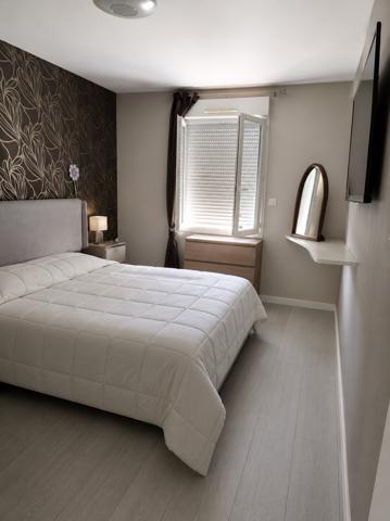 Maison
         4 pièces
        - 110 m² 295 000 € *