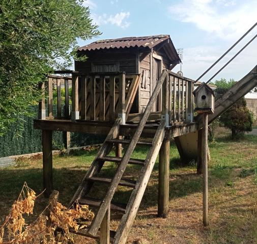 Maison
         4 pièces
        - 110 m² 295 000 € *
