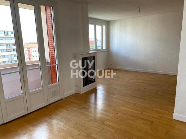 Appartement 2 pièces possibilité d'une 2ème chambre à vendre à Villeurbanne - Quartier Gratte-Ciel