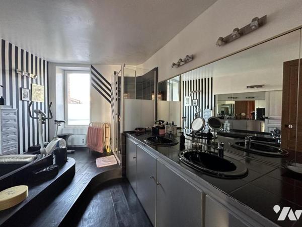 À VENDRE 56 VANNES BEL APPARTEMENT CENTRE VILLE - 122 m²