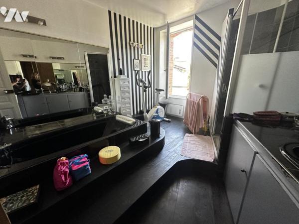 À VENDRE 56 VANNES BEL APPARTEMENT CENTRE VILLE - 122 m²