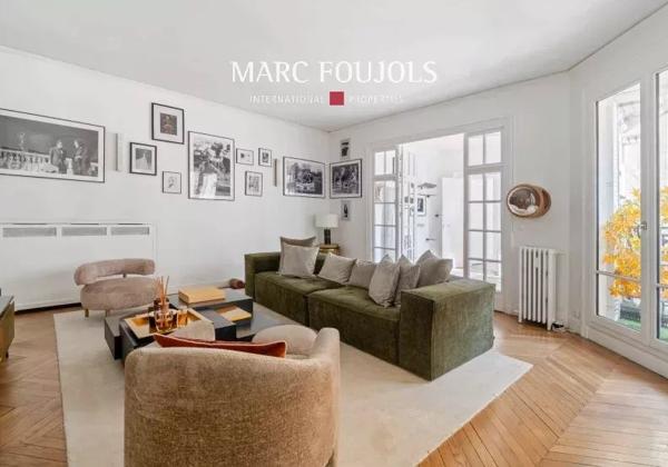 Paris XVI Passy – Square Raynouard – appartement familial 3/4 chambres