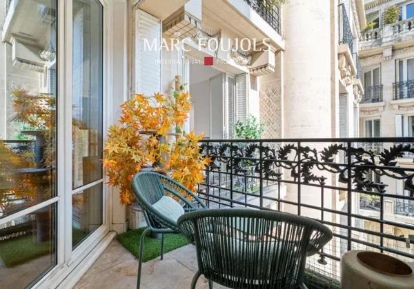 Paris XVI Passy – Square Raynouard – appartement familial 3/4 chambres
