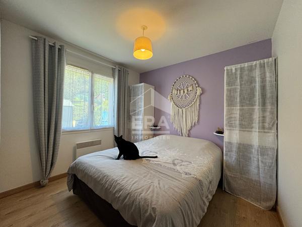 A vendre, à 15 min de Périgueux (24000), charmante VILLA  T.4. de Plain Pied en parfait état