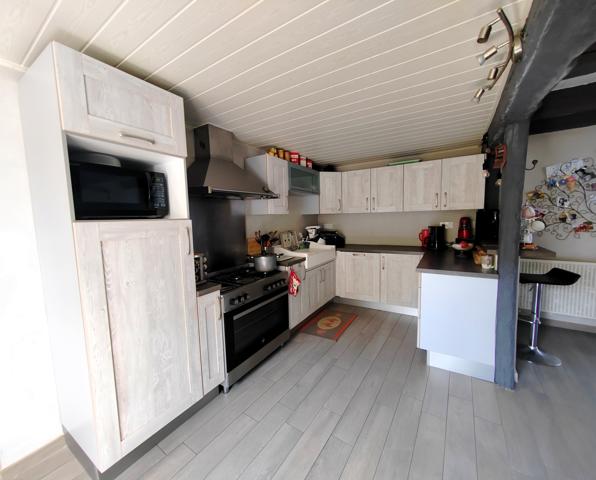 La Châtaigneraie (85120) Maison 8 pièces 220m²