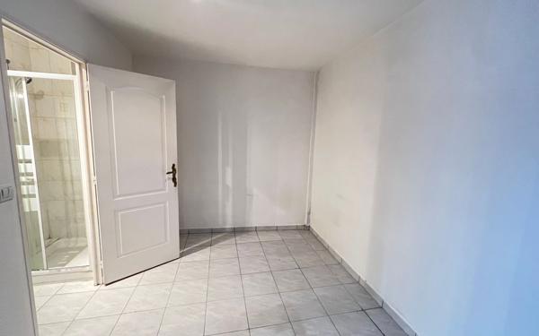 Appartement à vendre    2 pièces • 41,66 m2 Les Pavillons-sous-Bois