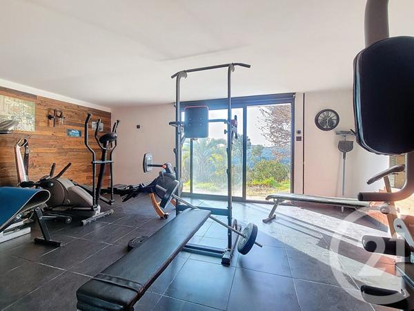 Maison à vendre  7 pièces - 202,85 m2 DRAGUIGNAN - 83