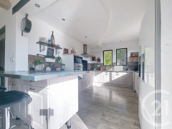 Maison à vendre  7 pièces - 202,85 m2 DRAGUIGNAN - 83