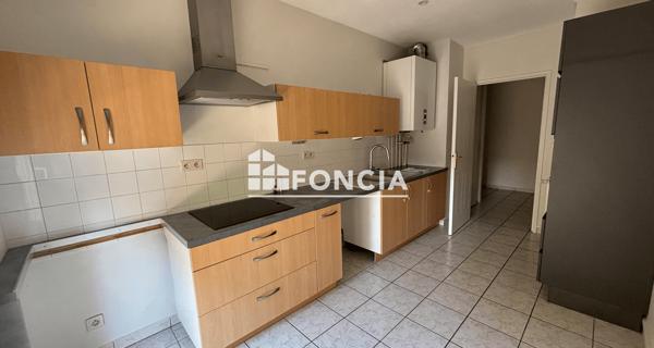 Location Appartement 3 pièces 81.8 m² - Villefranche-sur-saône 69400