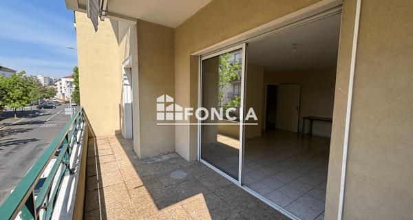 Location Appartement 3 pièces 81.8 m² - Villefranche-sur-saône 69400