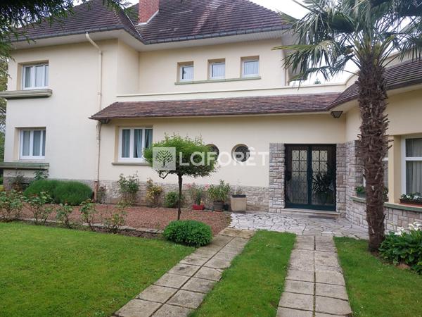 Achat maison près de Auxi-le-Château - 10 pièce(s) - 297 m² - 304 000 €