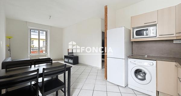 Location Appartement meublé 2 pièces 45.43 m² - Clermont-ferrand 63000