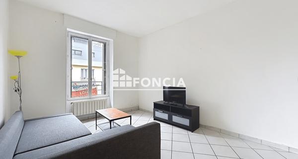 Location Appartement meublé 2 pièces 45.43 m² - Clermont-ferrand 63000