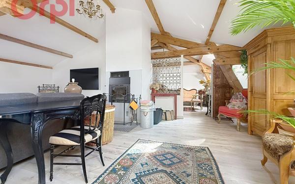 Maison à vendre    5 pièces • 215 m2 Durtol