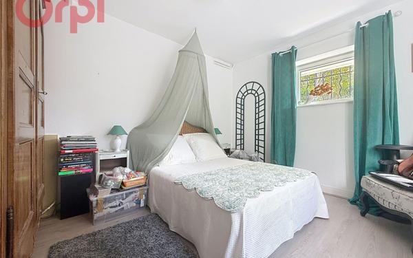 Maison à vendre    5 pièces • 215 m2 Durtol