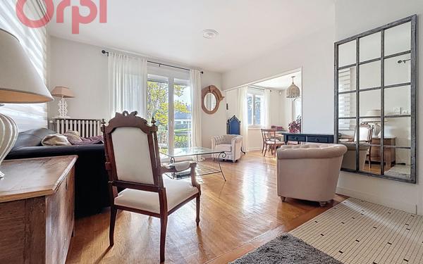 Maison à vendre    5 pièces • 215 m2 Durtol