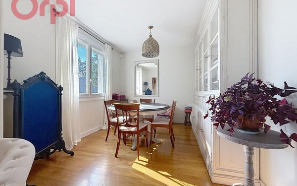 Maison à vendre    5 pièces • 215 m2 Durtol