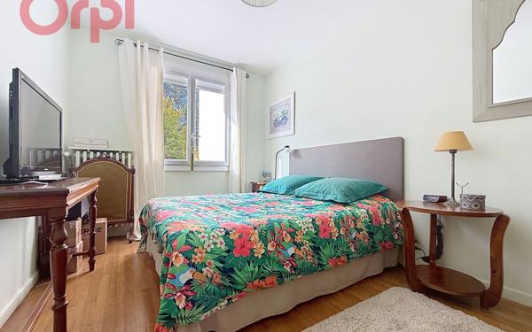 Maison à vendre    5 pièces • 215 m2 Durtol