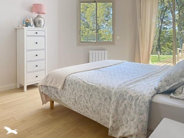 Maison à vendre 636 000 € Gelos 6 p 220 m² DPE D