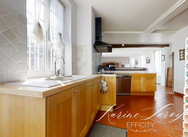 Maison 12 pièces - 400 m²