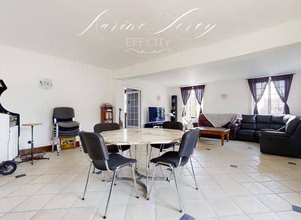 Maison 12 pièces - 400 m²