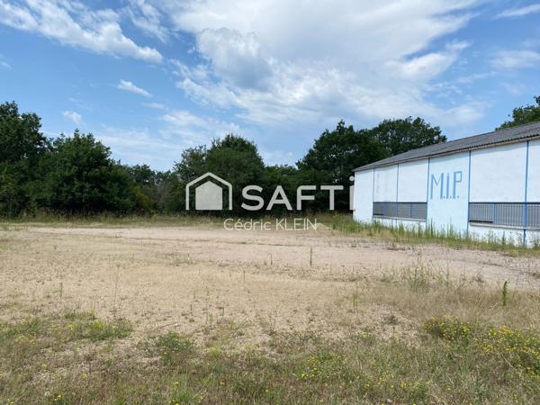 Entrepôt fonctionnel à proximité A20