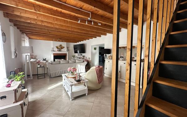 Maison à vendre    5 pièces •  Langon