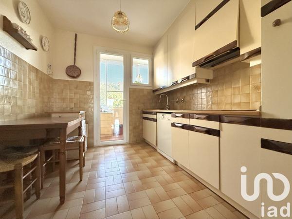 Appartement 3 pièces de 63 m² à Six-Fours-les-Plages (83140)