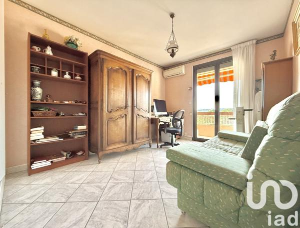 Appartement 3 pièces de 63 m² à Six-Fours-les-Plages (83140)