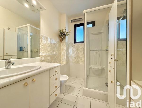 Appartement 3 pièces de 63 m² à Six-Fours-les-Plages (83140)