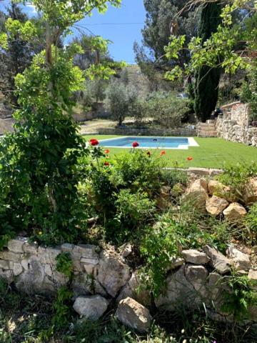 Maison SAINT PIERRE LES MARTIGUES de 5 pièce(s) 88 m2, terrain 1500 m2